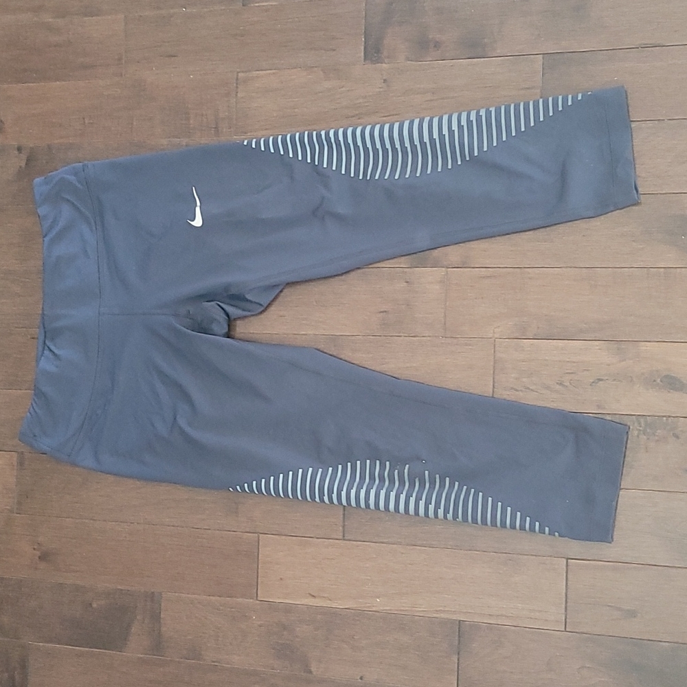 Nike Women's medium crop running pants mid rise Dri Fit 2 pockets Grey blue